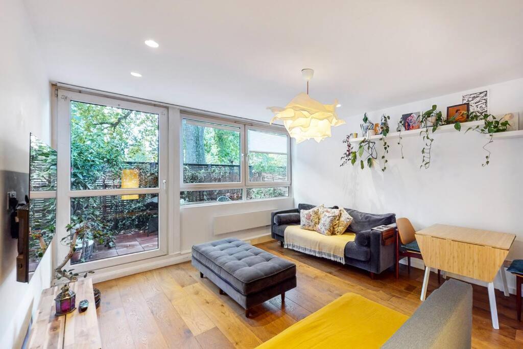 Charming 2-Bedroom Maisonette With Private Garden Londres Exterior foto