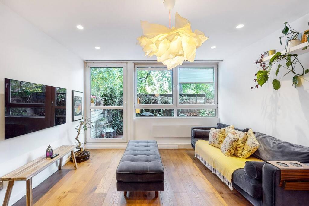 Charming 2-Bedroom Maisonette With Private Garden Londres Exterior foto
